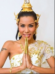 Incredibly hot Thai tranny shows off her awesome body